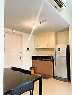 HENRY & ADICHE  EMPERADOR BUILDING