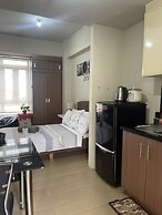 HENRY & ADICHE  EMPERADOR BUILDING