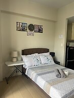 HENRY & ADICHE  EMPERADOR BUILDING