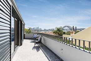 Barangaroo Park Apartments by Urban Rest