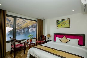 Sapa King Hotel