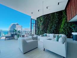 Luxurious 1 Bdrm Apartment in GC Casino