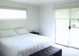 Pitcairn House