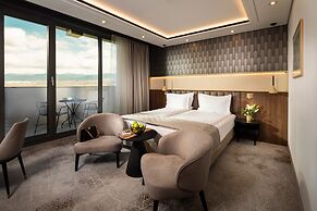 Kings Valley Medical & Spa Hotel