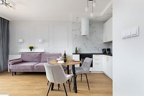 Apartment by the Lake Dziwnów by Renters