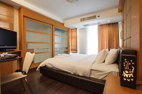 3C - No Impact From Earthquake 2bedrooms 2 Bath Downtown Bangkok