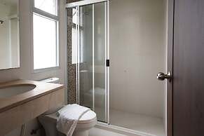 3C - No Impact From Earthquake 2bedrooms 2 Bath Downtown Bangkok