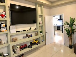 Charming House With Beautiful City View