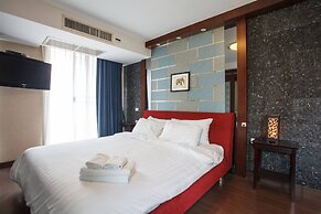 4C - No Impact From Earthquake 2bedrooms 2 Bath Downtown Bangkok