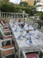 Holiday Home to 17 Persons