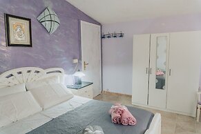 Montereale Holiday Home