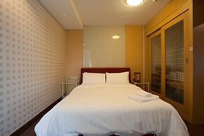 4D - No Impact From Earthquake 3bedrooms 2 Bath Downtown Bangkok