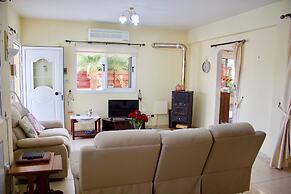 Carolyn Villa , Ayia Napa