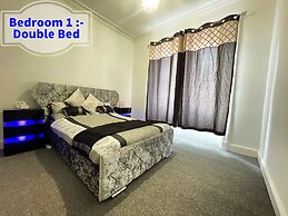Luxury 3 Bedrooms Entire Flat - Self Check in & Check out