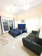 Lovely Furnished Studio With Pool