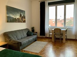 Tanners Tower Studio With A View