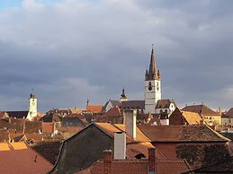 Tanners Tower Studio With A View