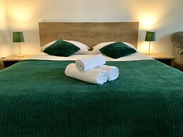 Tanners Tower Studio With A View