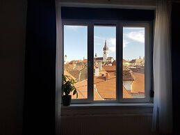 Tanners Tower Studio With A View