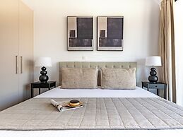 Sanders River Plaza Cute 1 Bdr Apt w Balcony