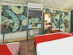 Oyo 90636 Teratak Zakiah Chalet