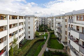 Apartment Aleja Wilanowska by Renters