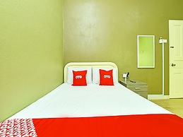 Oyo 90639 Hotel Azimah