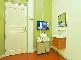 Oyo 90639 Hotel Azimah