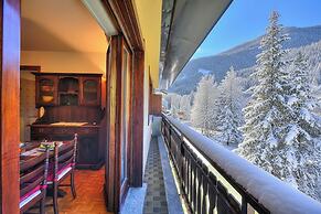 Il Nido di Elda (few steps from skiing)