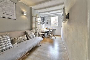 Santo Spirito Romantic by Mmega