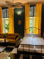 Jungle Apartments II