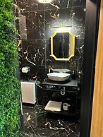 Jungle Apartments II