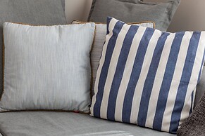 Dąbrówki Apartment by Renters