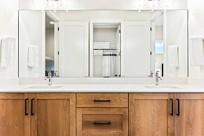 Villa #29 At Bloomington Country Club 4 Bedroom Townhouse by RedAwning