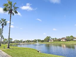 Linkside 3 Bedroom Townhouse by RedAwning