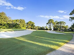 Linkside 3 Bedroom Townhouse by RedAwning