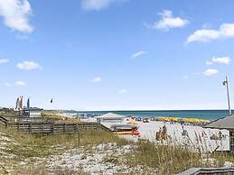 Linkside 3 Bedroom Townhouse by RedAwning