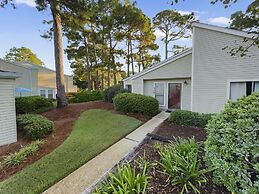 Linkside 3 Bedroom Townhouse by RedAwning