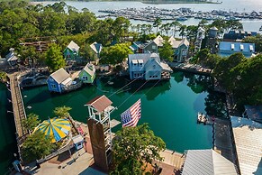 Linkside 3 Bedroom Townhouse by RedAwning