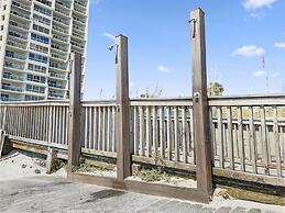 Linkside 3 Bedroom Townhouse by RedAwning