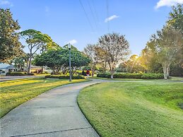 Linkside 3 Bedroom Townhouse by RedAwning