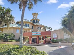 Linkside 3 Bedroom Townhouse by RedAwning