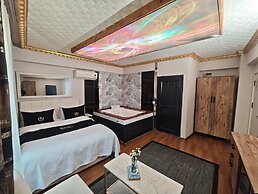 Royal Hotel-Kumkapi