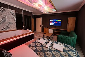 Royal Hotel-Kumkapi