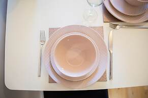 Velvet 1-bedroom Penthouse, Clockhouse, Hoddesdon