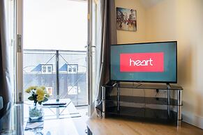 Velvet 1-bedroom Penthouse, Clockhouse, Hoddesdon