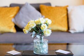 Velvet 1-bedroom Penthouse, Clockhouse, Hoddesdon