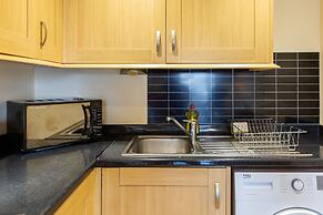 Velvet 1-bedroom Penthouse, Clockhouse, Hoddesdon