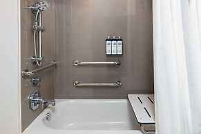 Hyatt House Orlando Airport