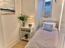 Stunning 3-bed Apartment in Ventnor